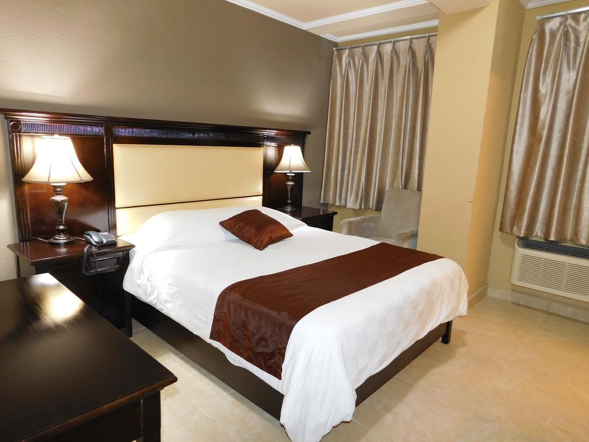 Hotel Gran Via Panama David Extérieur photo