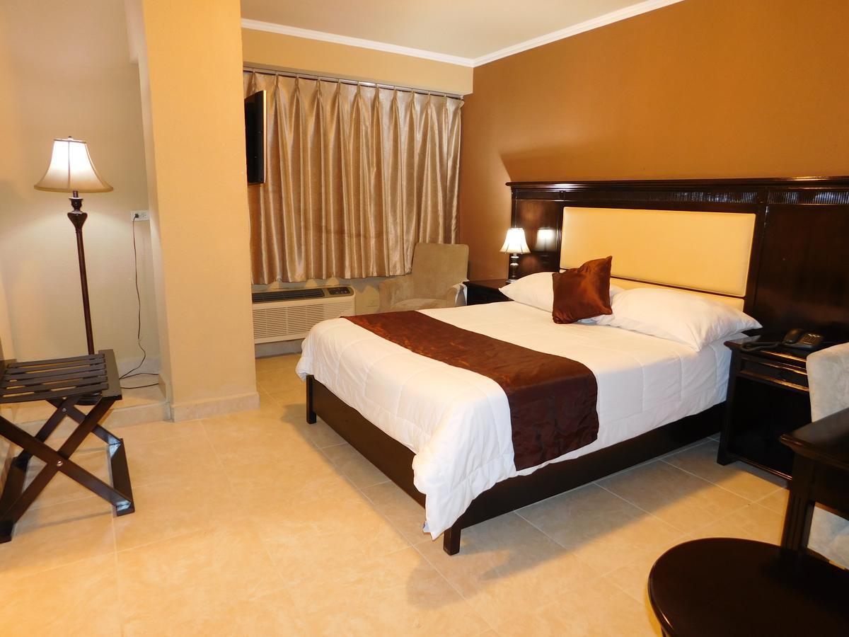 Hotel Gran Via Panama David Extérieur photo